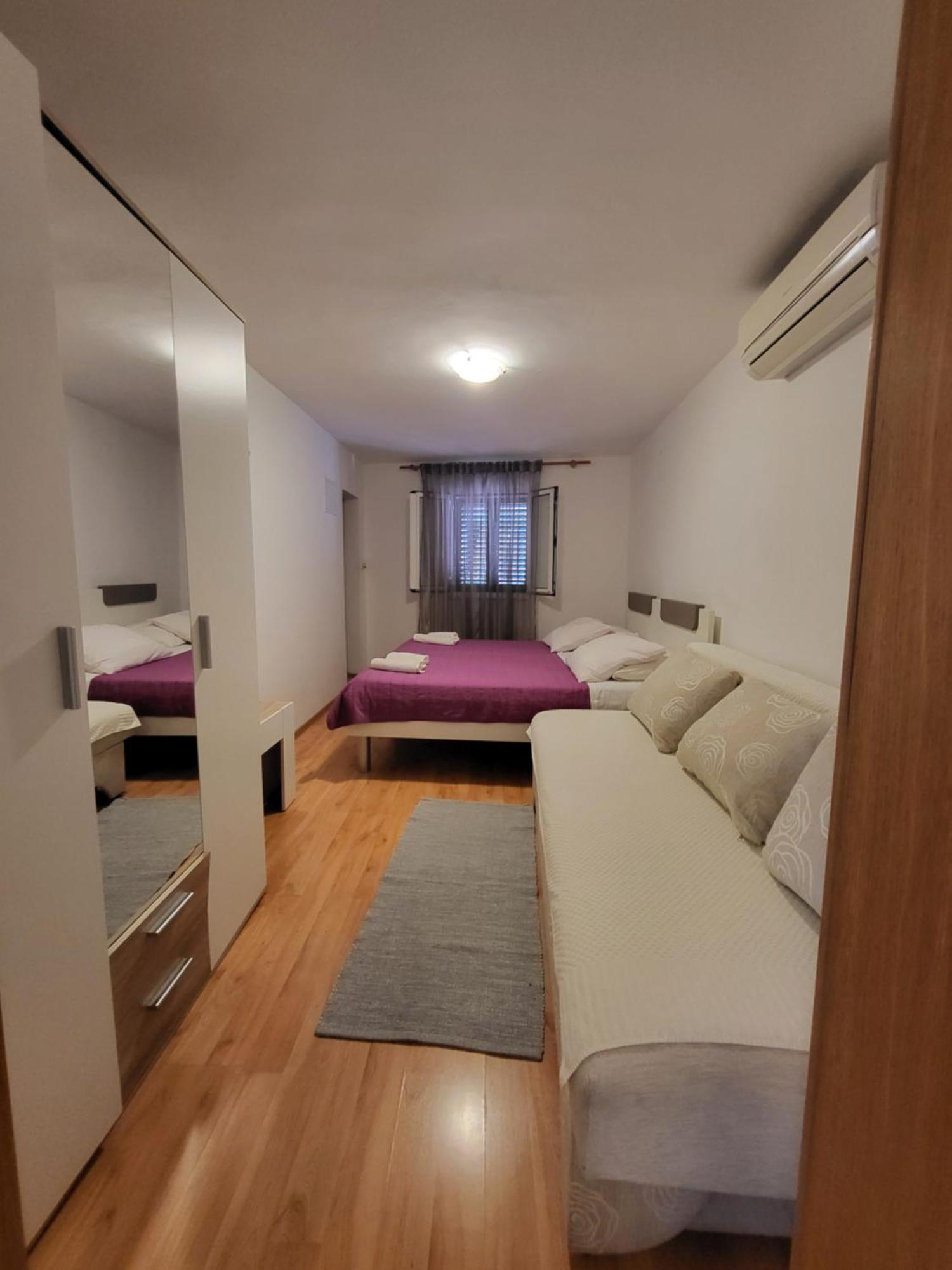 Guest Accomodation Zura スクラーディン エクステリア 写真