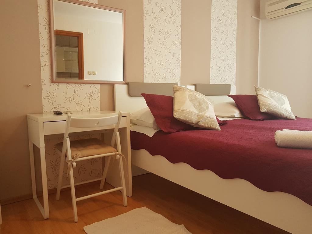 Guest Accomodation Zura スクラーディン エクステリア 写真